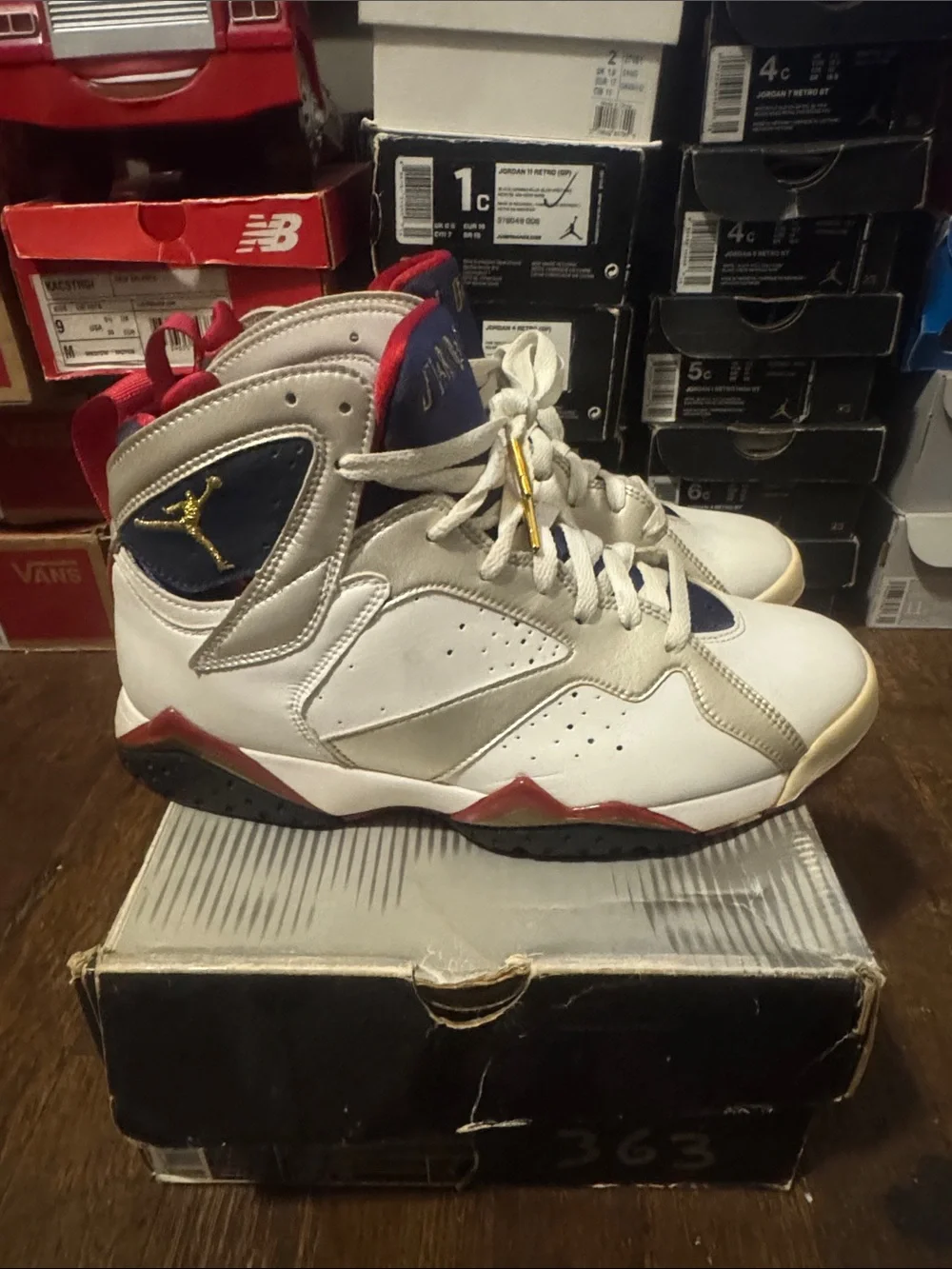 Jordan retro silhouette